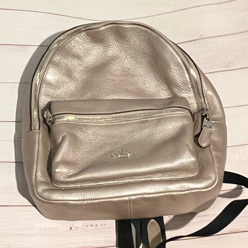 Medium Charlie Coach Gold Leather Backpack - Picture 2 of 3